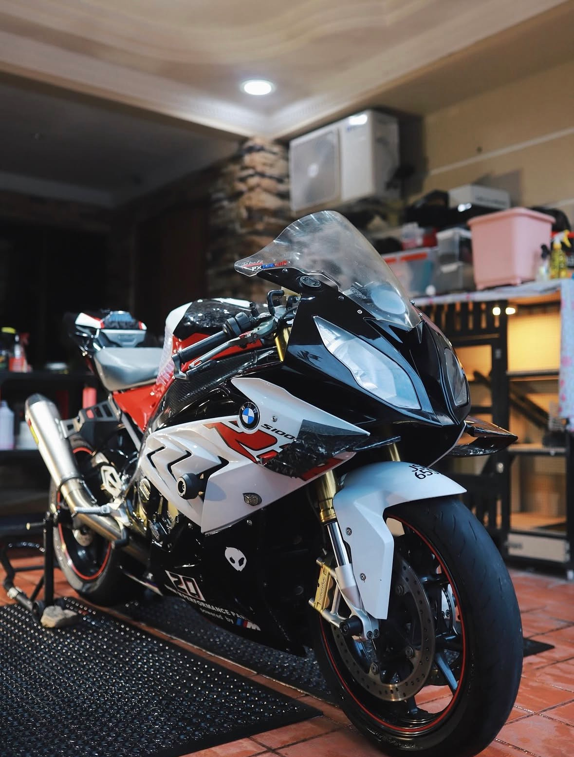 MOTOSAKA Detailing motorcycle finish gallery image 10